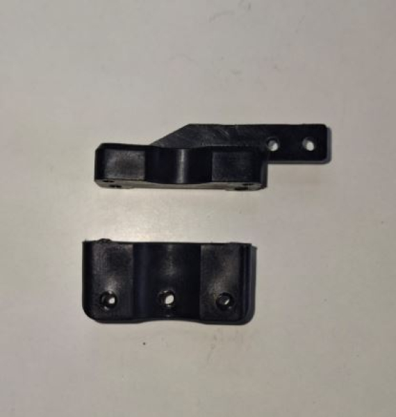 105136 CV-10 Querlenkerstifte-Halter vorne+hinten